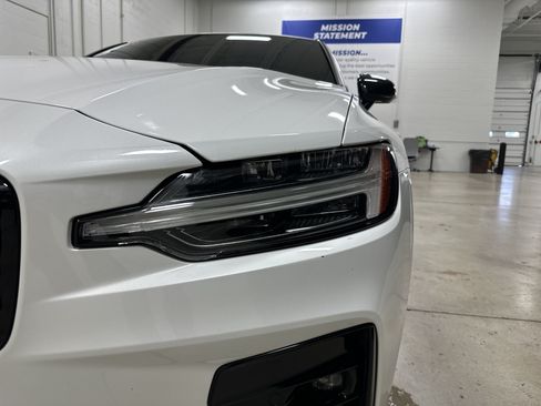 Used 2021 Volvo S60 T5 R-Design w/ Advanced Package FWD image 6