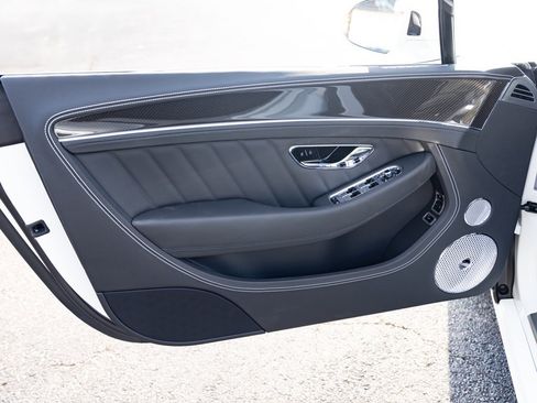 Used 2024 Bentley Continental GT image 22