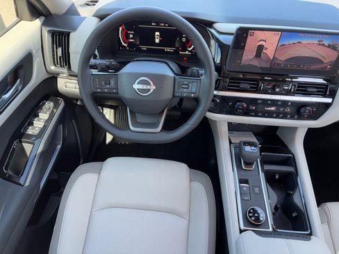 New 2026 Nissan Pathfinder SL AWD/4WD image 13