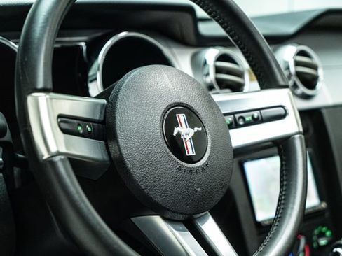 Used 2006 Ford Mustang GT Premium RWD image 24