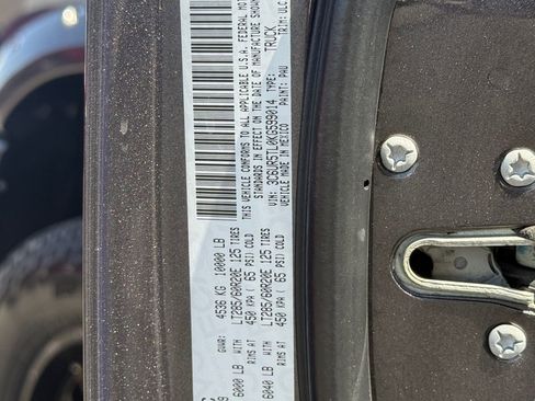 Used 2019 RAM 2500 Limited AWD/4WD image 35