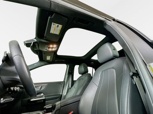 Certified 2023 Mercedes-Benz GLA 250 4MATIC image 26