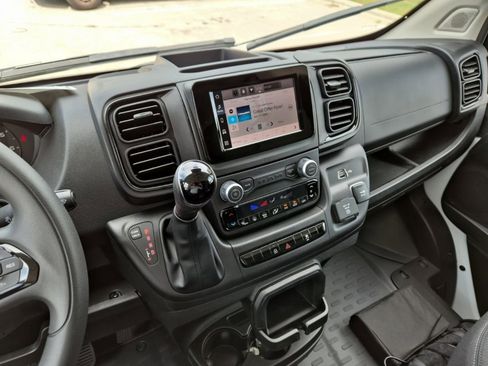 New 2026 RAM ProMaster 2500 w/ Convenience Group image 24