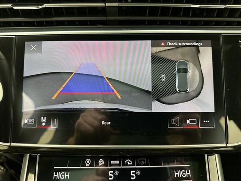 Certified 2022 Audi Q7 2.0T Premium Plus w/ Premium Plus Package image 17