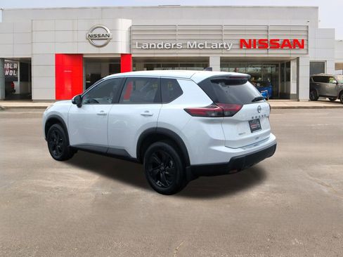 New 2026 Nissan Rogue SV w/ Cold Weather Package FWD image 5