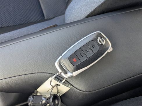 New 2025 Nissan Versa SV w/ Trunk Package image 33