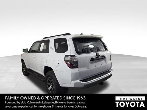 Used 2024 Toyota 4Runner TRD Off-Road Premium AWD/4WD image 9