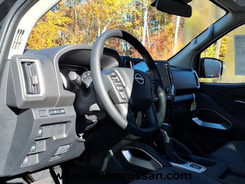 Certified 2026 Nissan Frontier SV w/ Tow Package AWD/4WD image 8