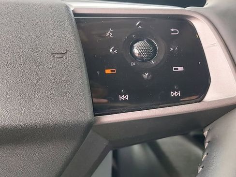 Used 2025 Nissan Murano SL AWD/4WD image 19