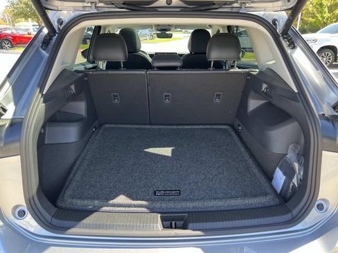 New 2026 Volkswagen Tiguan SE FWD image 25