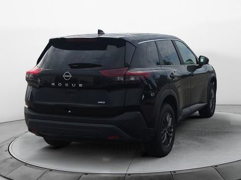 Used 2023 Nissan Rogue S AWD/4WD image 5