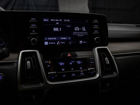 Used 2021 Kia Sorento EX image 33