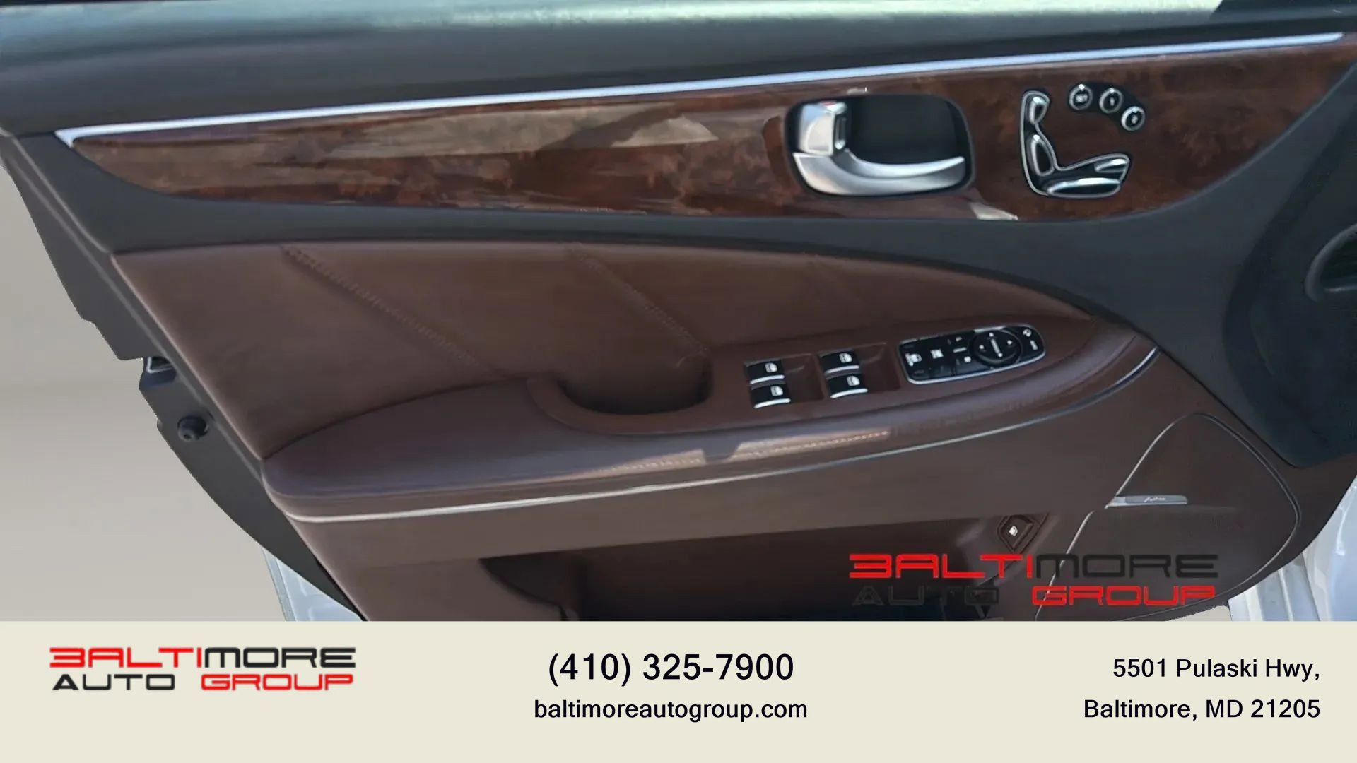 Used 2014 Hyundai Equus Signature RWD image 12