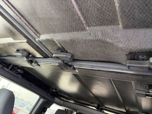 Used 2025 Ford Bronco Big Bend image 26