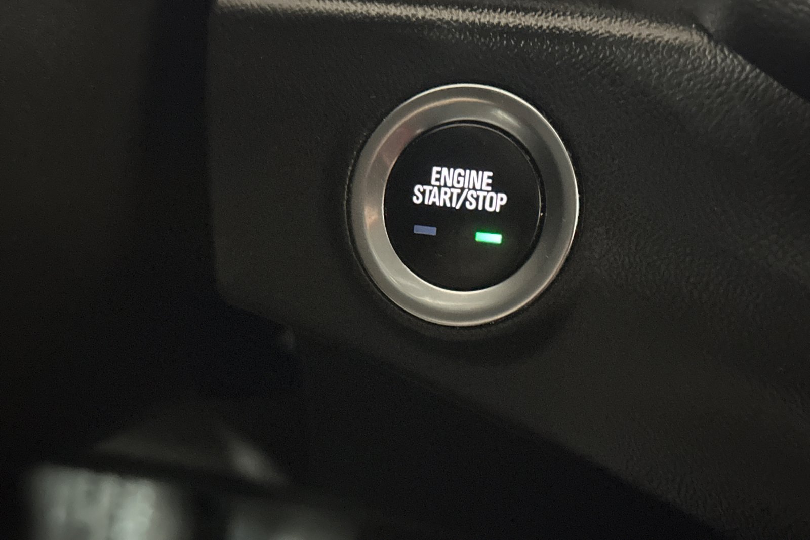 Used 2022 GMC Terrain SLE w/ Driver Convenience Package FWD image 34
