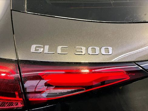 New 2026 Mercedes-Benz GLC 300 4MATIC image 6