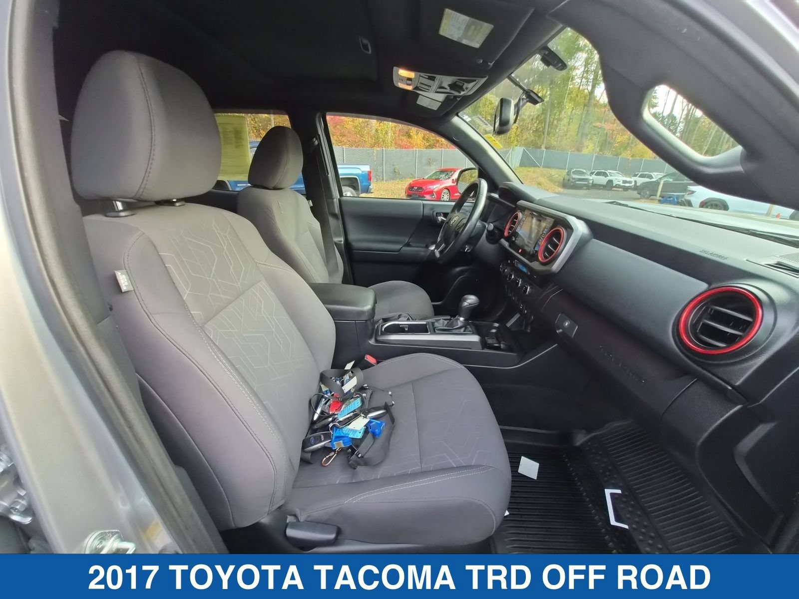 Used 2017 Toyota Tacoma TRD Off-Road AWD/4WD image 35