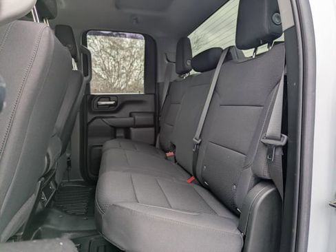 Certified 2024 GMC Sierra 2500 Pro w/ Convenience Package image 15