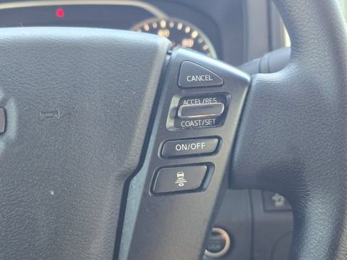 Used 2025 Nissan Frontier SV AWD/4WD image 21
