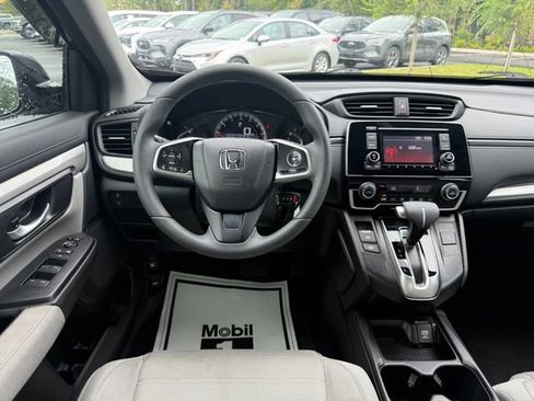 Used 2018 Honda CR-V LX image 11