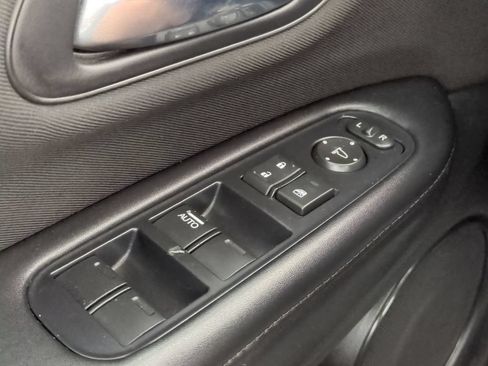 Used 2018 Honda HR-V LX image 29