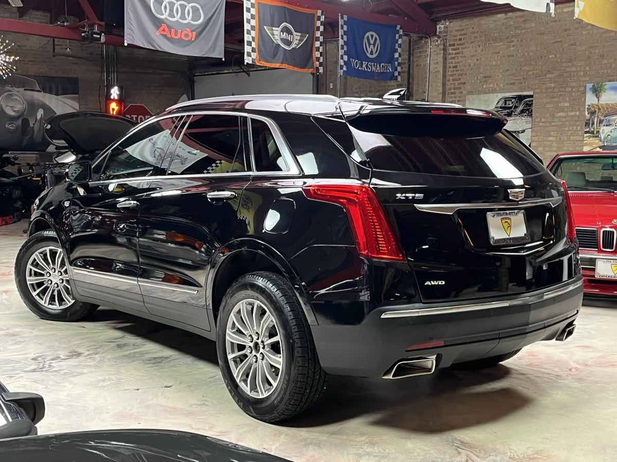 Used 2017 Cadillac XT5 Luxury w/ Driver Awareness Package AWD/4WD image 7