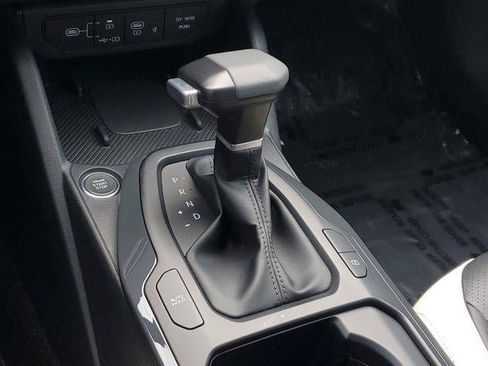 Used 2025 Kia K4 EX image 28