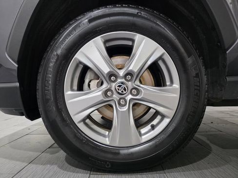 Used 2024 Toyota RAV4 XLE FWD image 22