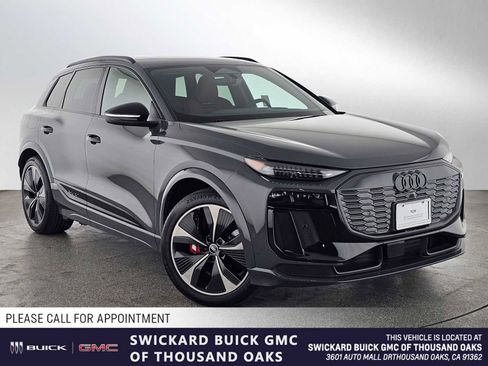 Used 2025 Audi SQ6 e-tron Prestige w/ Red Edition One AWD/4WD image 1