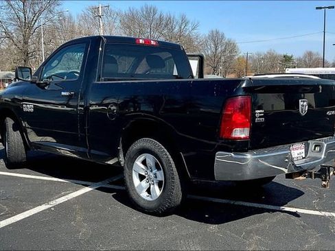 Used 2013 RAM 1500 Classic SLT AWD/4WD image 3