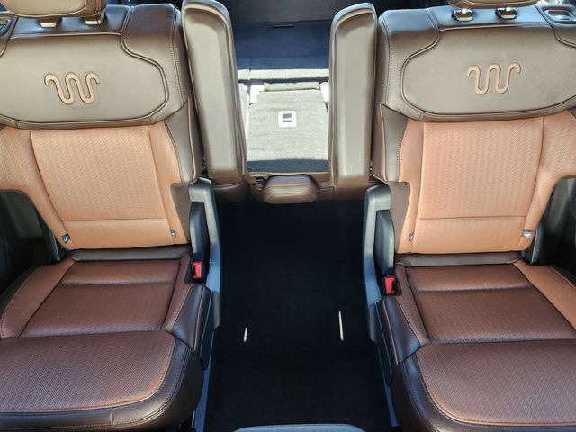 Used 2025 Ford Expedition King Ranch AWD/4WD image 16