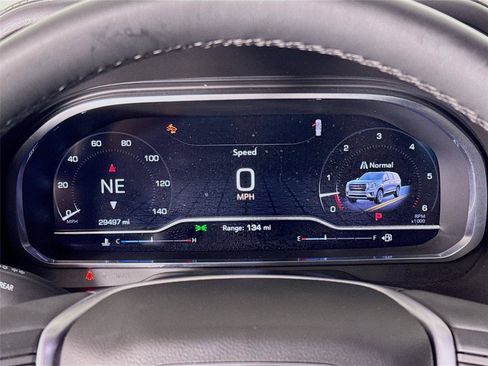Used 2023 GMC Yukon SLT w/ SLT Premium Package RWD image 13