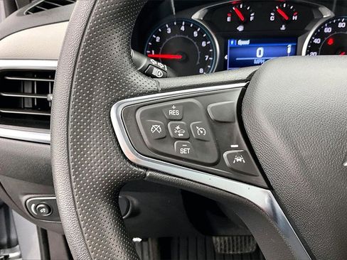 Used 2024 Chevrolet Equinox LS w/ LS Convenience Package image 18