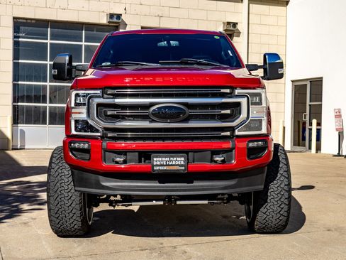 Used 2021 Ford F250 Platinum w/ FX4 Off-Road Package image 2