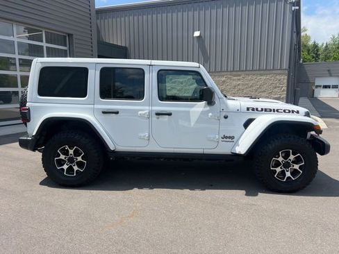 Used 2020 Jeep Wrangler Unlimited Rubicon w/ Dual Top Group AWD/4WD image 4