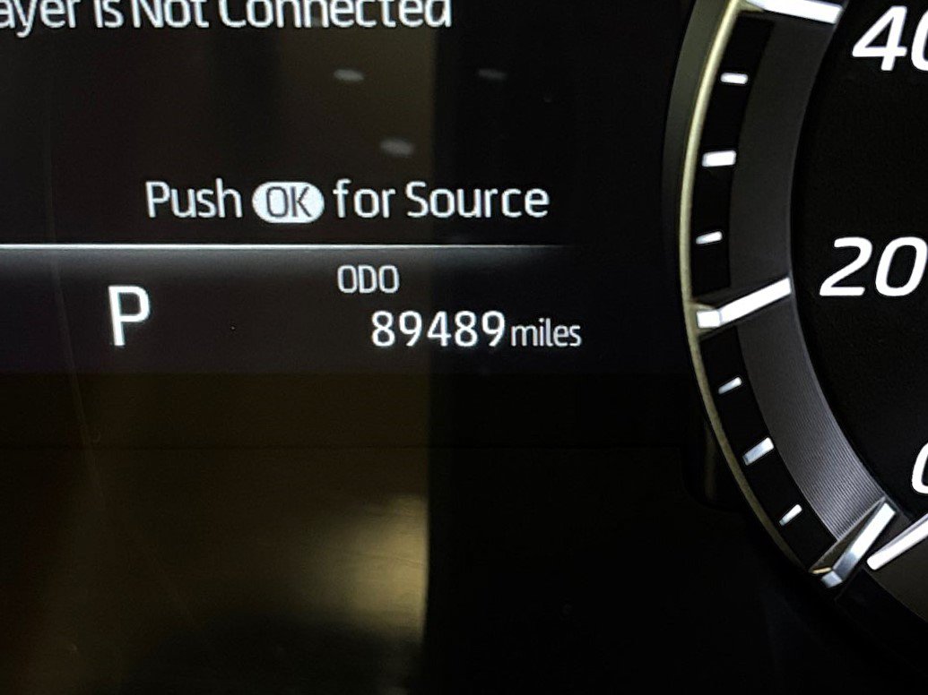 Used 2021 Toyota Highlander XLE FWD image 11