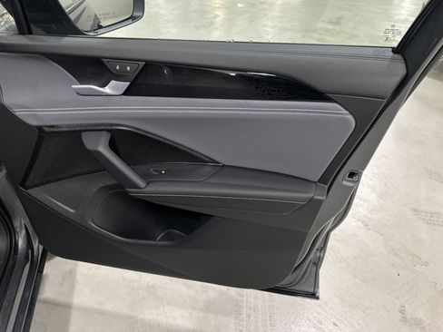 New 2026 Volkswagen Tiguan SE R-Line image 39