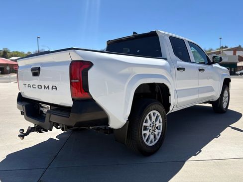 Used 2024 Toyota Tacoma SR AWD/4WD image 6