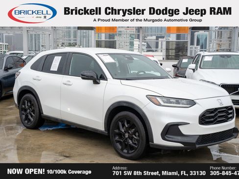 Used 2023 Honda HR-V Sport image 3