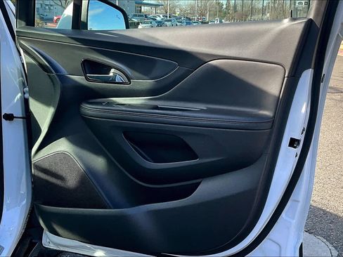 Used 2018 Buick Encore Preferred image 24