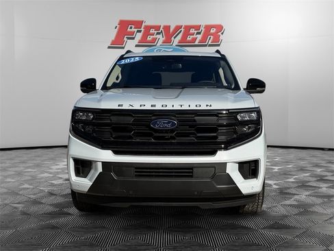 New 2025 Ford Expedition Max Active image 8