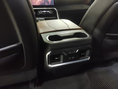 Used 2023 GMC Sierra 1500 Denali Ultimate image 21