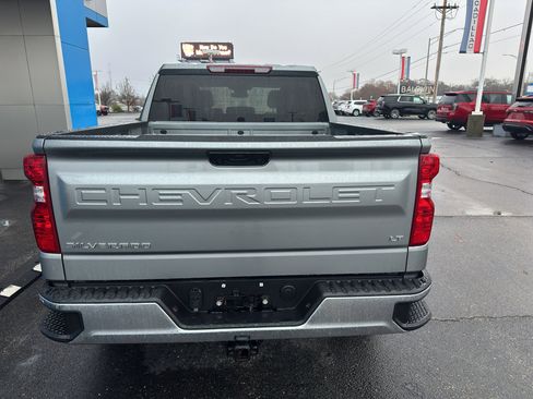 Used 2025 Chevrolet Silverado 1500 LT image 3