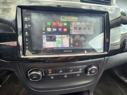 Used 2016 Nissan Sentra S FWD image 14