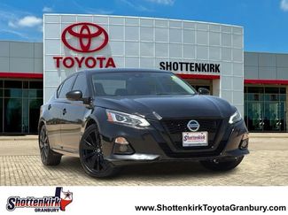 Used 2022 Nissan Altima 2.5 SR w/ Midnight Edition Package FWD video 1