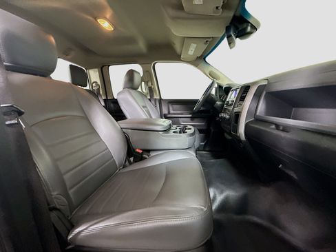 Used 2019 RAM 1500 Tradesman RWD image 28