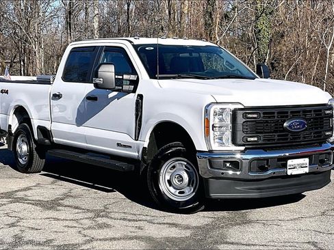 Certified 2023 Ford F250 XL AWD/4WD image 1