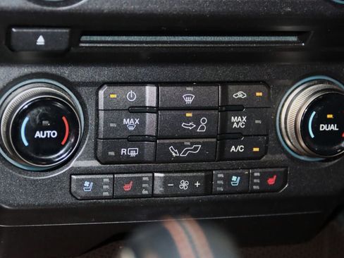 Used 2018 Ford F150 Raptor w/ Equipment Group 802A Luxury AWD/4WD image 55