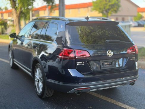Used 2017 Volkswagen Golf Alltrack S AWD/4WD image 6