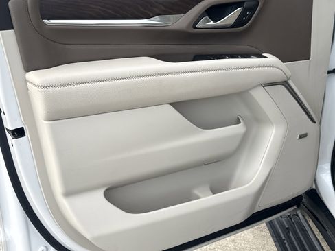 Used 2022 GMC Yukon Denali w/ Max Trailering Package image 3